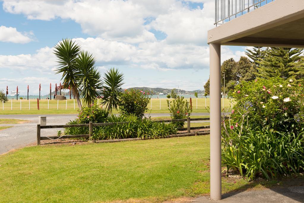 Waitangi Beach House ภายนอก รูปภาพ